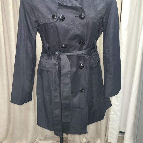 Guess Coat - Picture 2 of 9